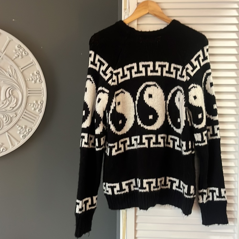 Yin Yang Sweater - image 4
